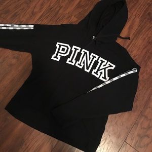 PINK VICTORIA SECRET HOODIE. Medium.